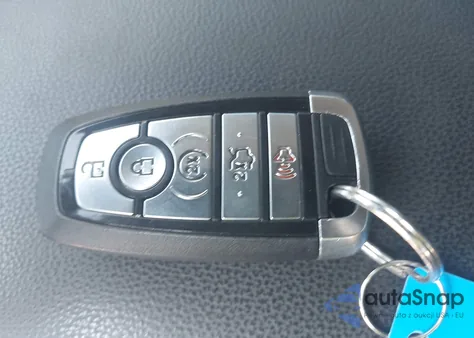 2020 Ford Fusion Sel z USA, uszkodzony, nr VIN 3FA6P0CD7LR109909